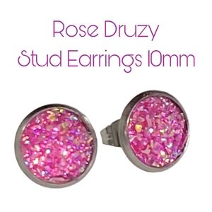 2/$20 Handmade pink fuschia drusy stud earrings studs. 10mm.